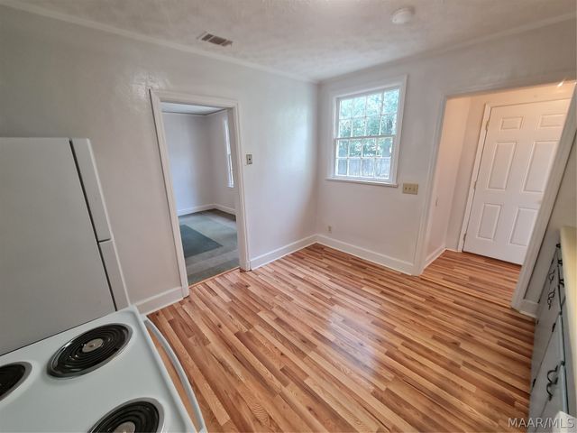 2113 BREWTON Street, Montgomery, AL 36107
