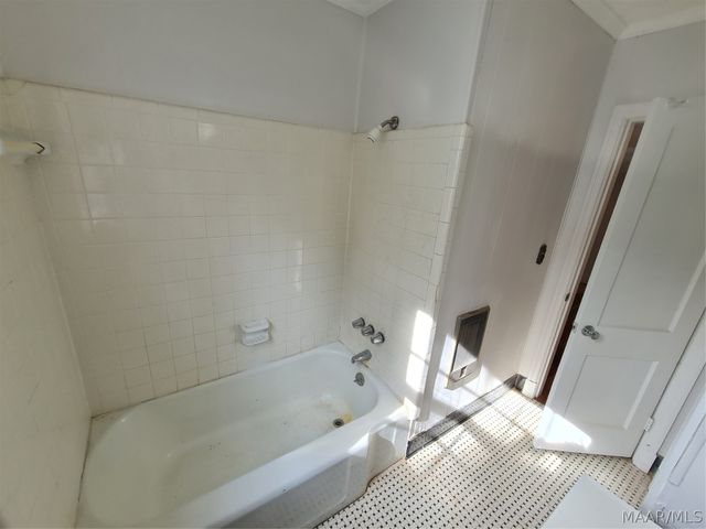 2113 BREWTON Street, Montgomery, AL 36107