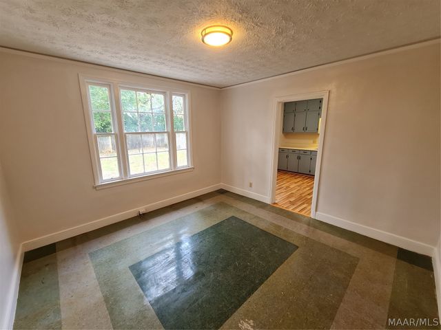 2113 BREWTON Street, Montgomery, AL 36107
