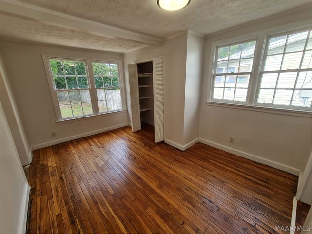 2113 BREWTON Street, Montgomery, AL 36107