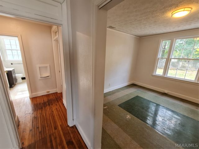 2113 BREWTON Street, Montgomery, AL 36107
