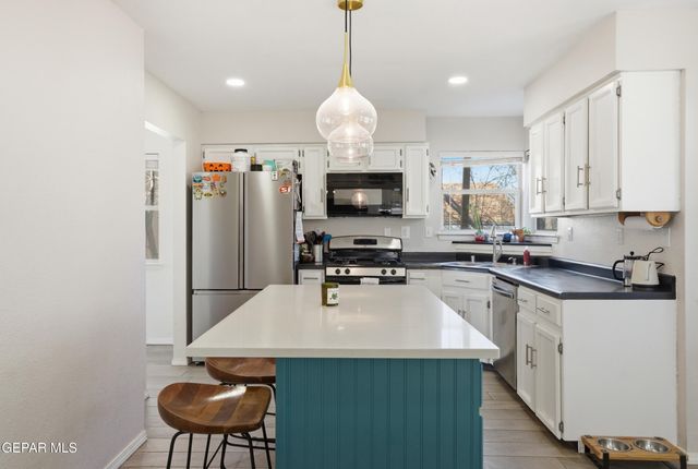 7117 Night Hawk Drive, El Paso, TX 79912