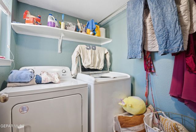 7117 Night Hawk Drive, El Paso, TX 79912