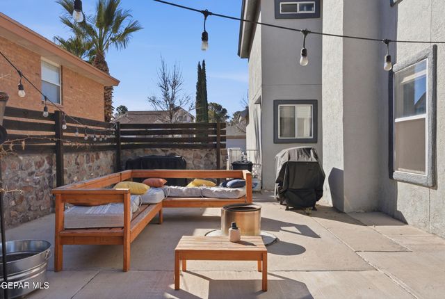 7117 Night Hawk Drive, El Paso, TX 79912