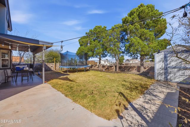 7117 Night Hawk Drive, El Paso, TX 79912