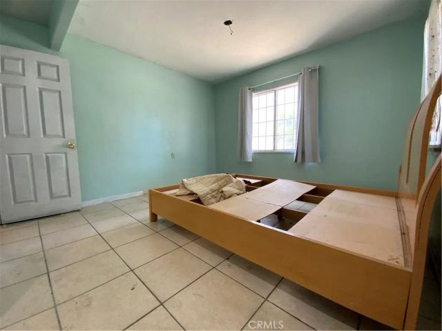 6350 Myrtle Avenue, Long Beach, CA 90805