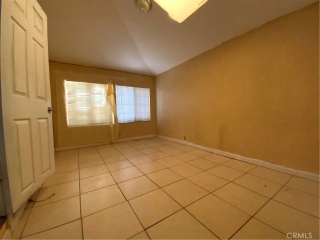6350 Myrtle Avenue, Long Beach, CA 90805