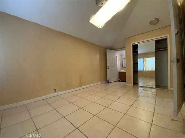 6350 Myrtle Avenue, Long Beach, CA 90805