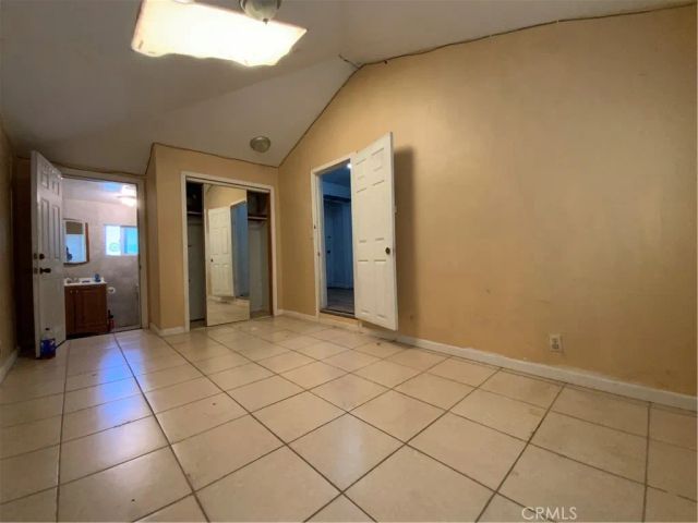 6350 Myrtle Avenue, Long Beach, CA 90805