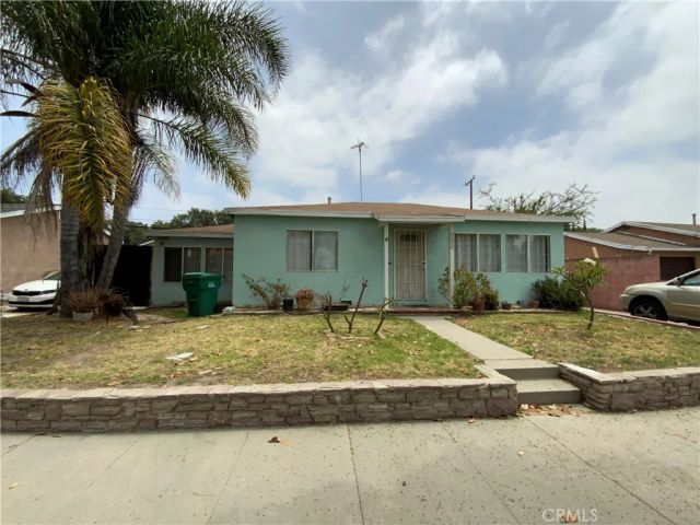 6350 Myrtle Avenue, Long Beach, CA 90805