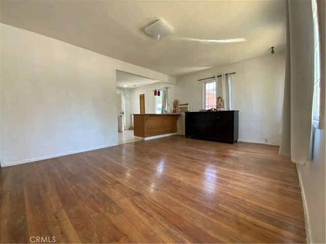 6350 Myrtle Avenue, Long Beach, CA 90805