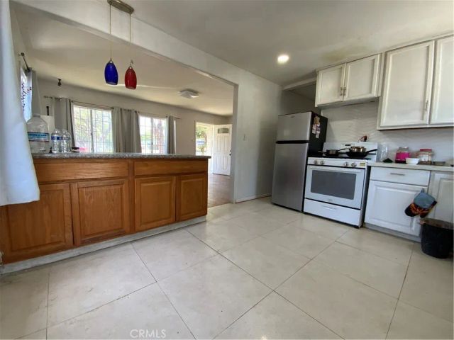 6350 Myrtle Avenue, Long Beach, CA 90805