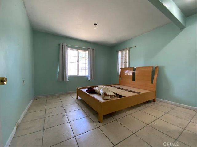 6350 Myrtle Avenue, Long Beach, CA 90805