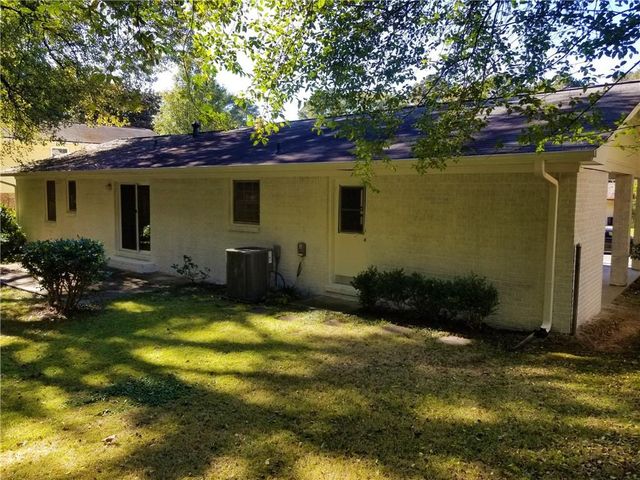 2467 Woodside Way, Atlanta, GA 30341