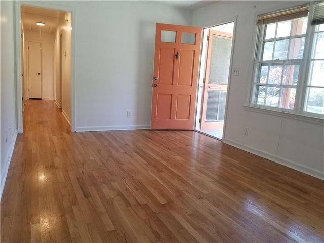 2467 Woodside Way, Atlanta, GA 30341