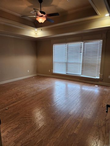 1310 Starfield Street, North Little Rock, AR 72116