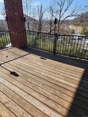 1310 Starfield Street, North Little Rock, AR 72116