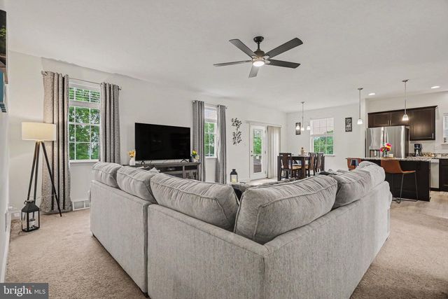 15 CANTERA WAY, Hanover, PA 17331