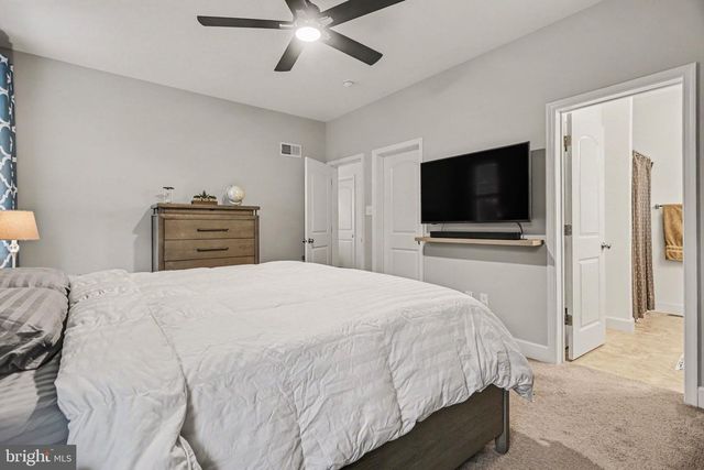 15 CANTERA WAY, Hanover, PA 17331