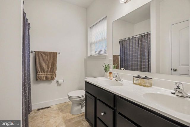 15 CANTERA WAY, Hanover, PA 17331