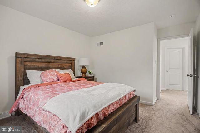 15 CANTERA WAY, Hanover, PA 17331