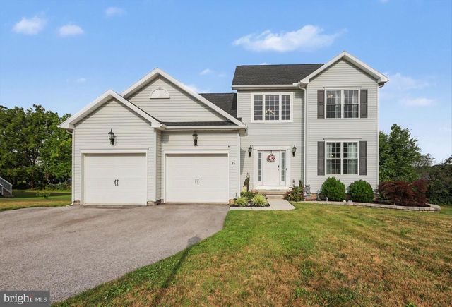 15 CANTERA WAY, Hanover, PA 17331