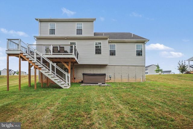 15 CANTERA WAY, Hanover, PA 17331