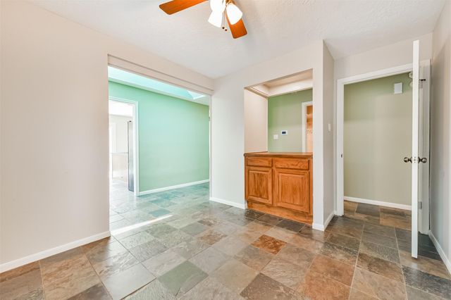 16802 Hartwood Way, Houston, TX 77058