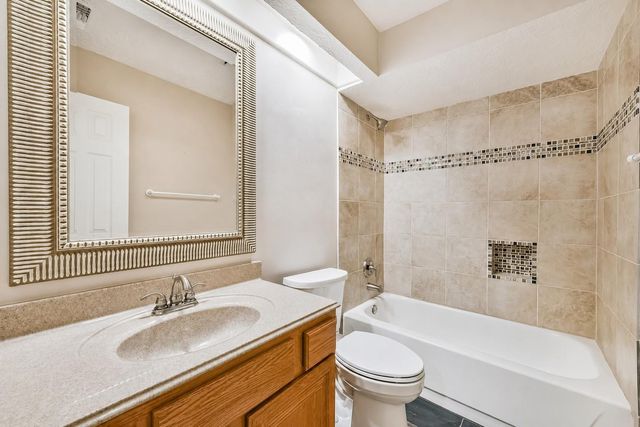 16802 Hartwood Way, Houston, TX 77058