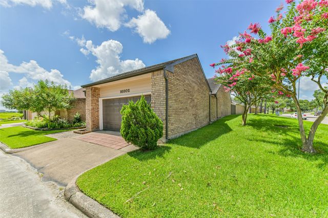 16802 Hartwood Way, Houston, TX 77058