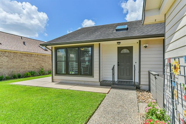 16802 Hartwood Way, Houston, TX 77058