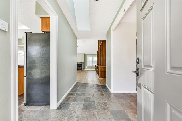 16802 Hartwood Way, Houston, TX 77058