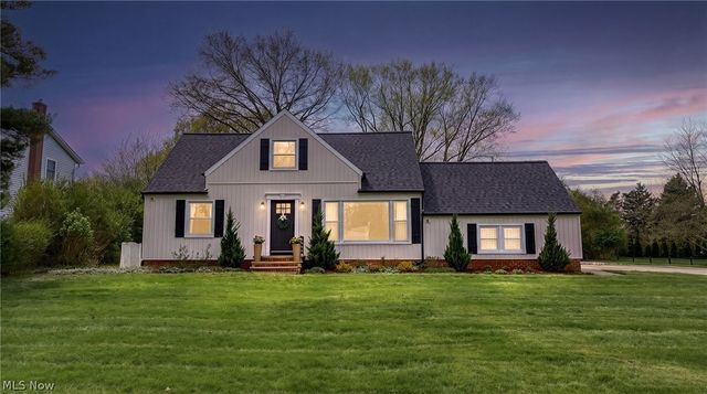 132 Atterbury Boulevard, Hudson, OH 44236