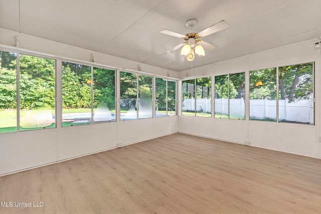 4575 Jonathan Drive, Horn Lake, MS 38637