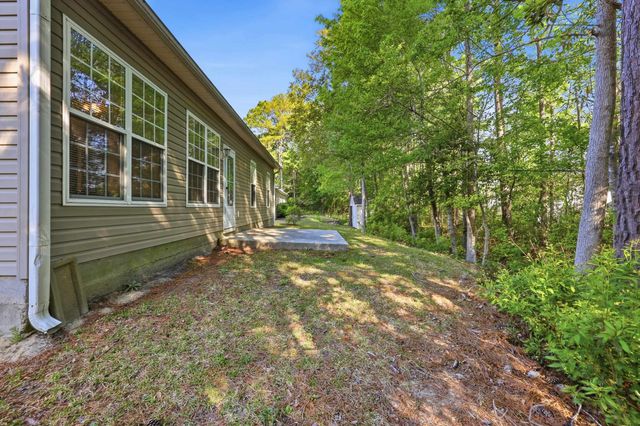 425 Cypress View Ave., Little River, SC 29566