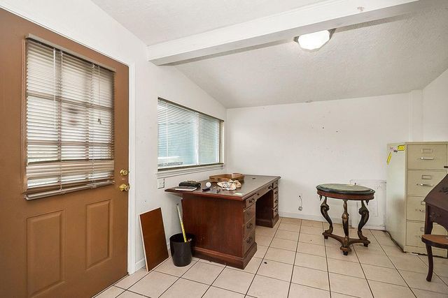 4415 W Bayshore Drive, Bacliff, TX 77518