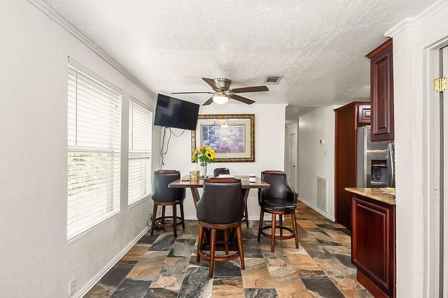 4415 W Bayshore Drive, Bacliff, TX 77518