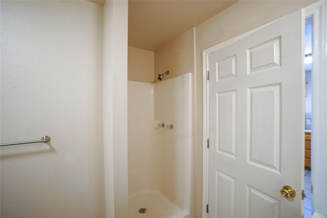 1026 W Coffin Street 102, Denison, TX 75020