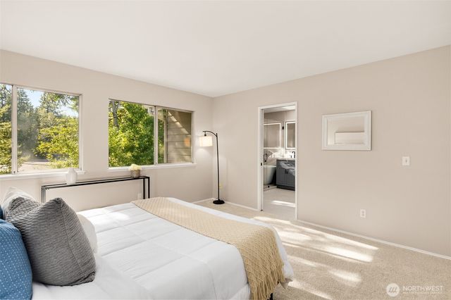 3541 252nd Place SE, Sammamish, WA 98029