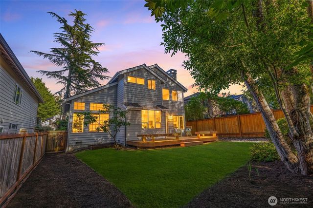 3541 252nd Place SE, Sammamish, WA 98029