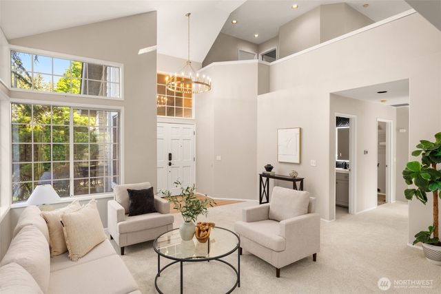 3541 252nd Place SE, Sammamish, WA 98029