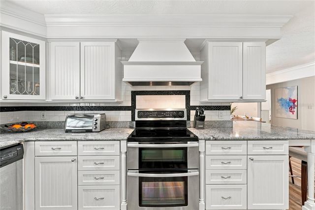 112 6TH STREET, Belleair Beach, FL 33786