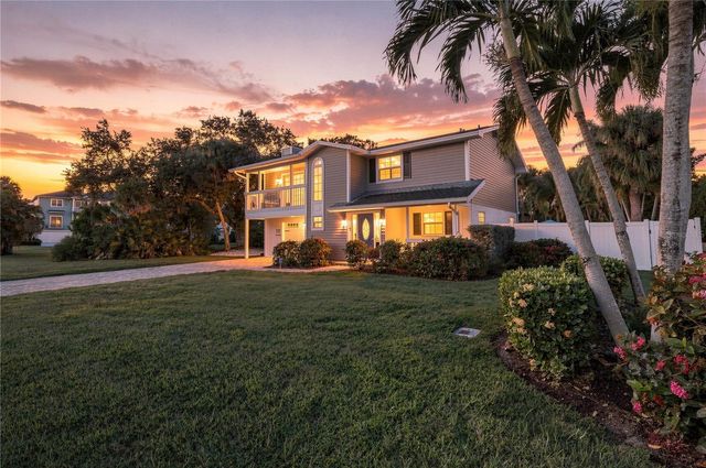 112 6TH STREET, Belleair Beach, FL 33786