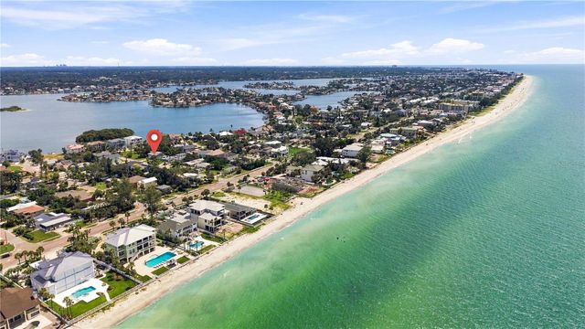 112 6TH STREET, Belleair Beach, FL 33786
