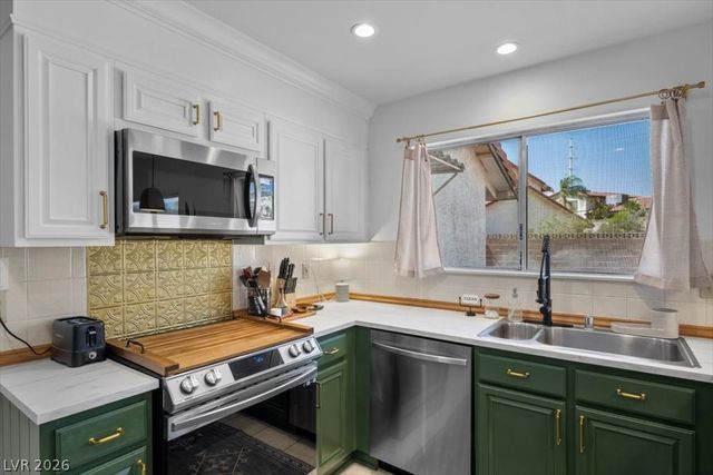 8508 Hearst Court, Las Vegas, NV 89117