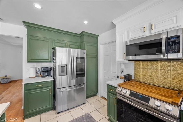 8508 Hearst Court, Las Vegas, NV 89117