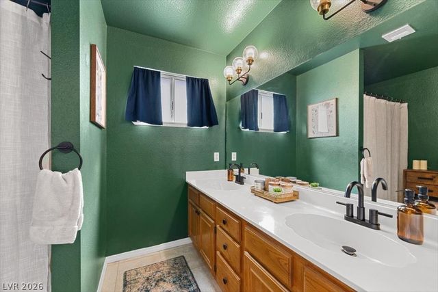 8508 Hearst Court, Las Vegas, NV 89117
