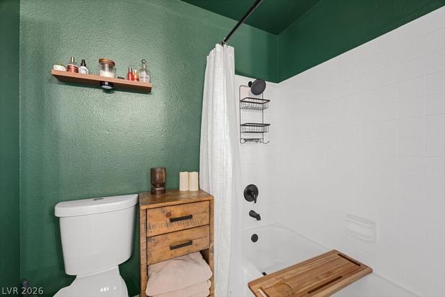 8508 Hearst Court, Las Vegas, NV 89117