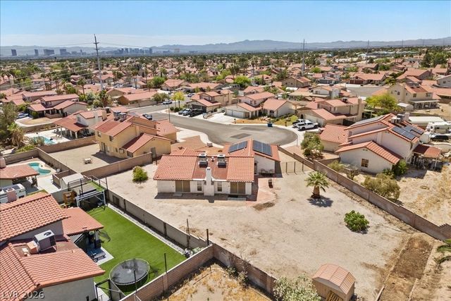 8508 Hearst Court, Las Vegas, NV 89117