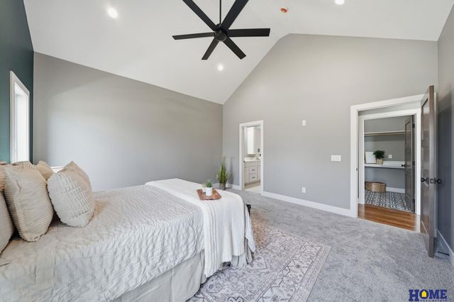6326 Carveth Court, Lincoln, NE 68516